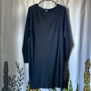 Elegant Black Long Sleeve Dress